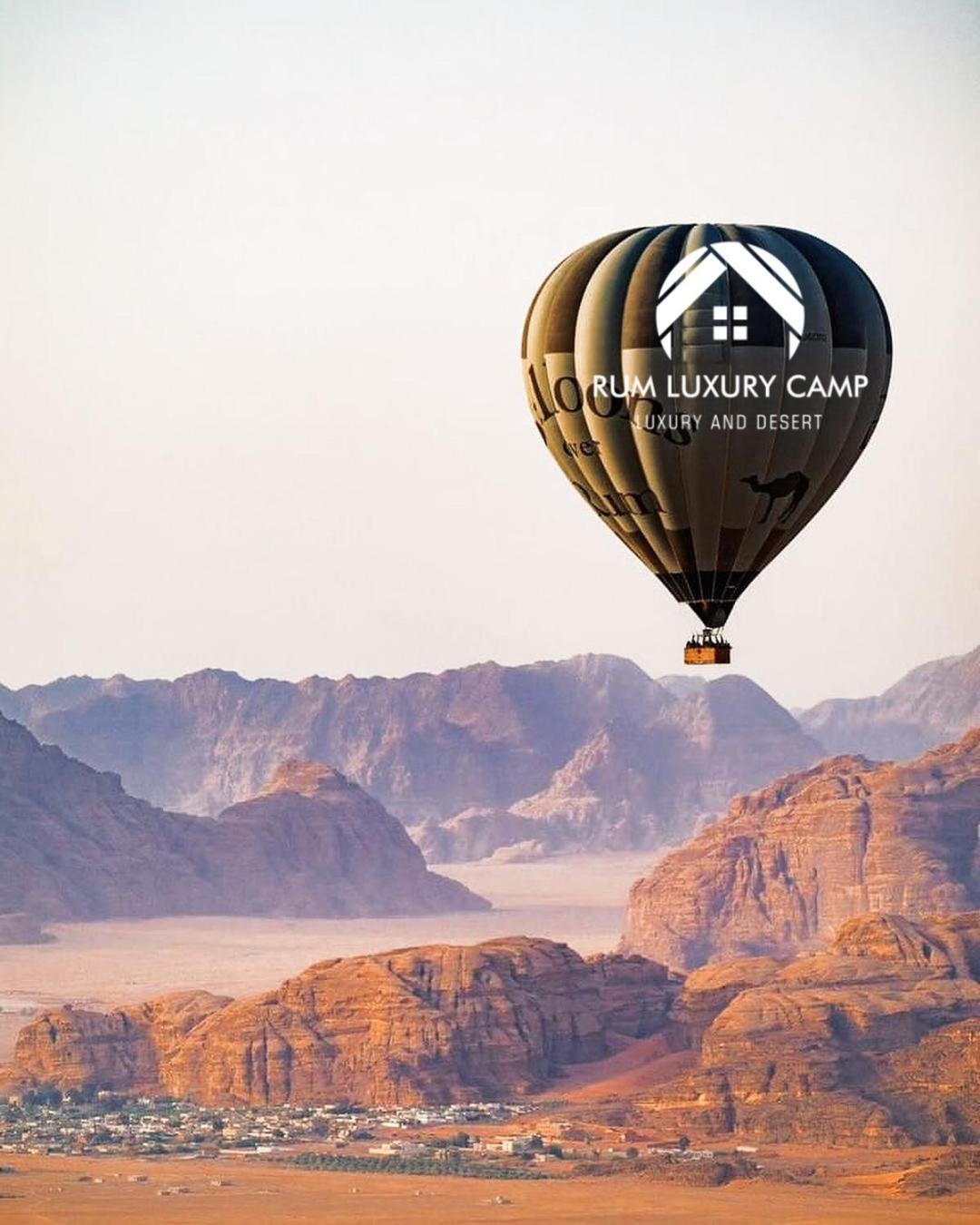 Rum Luxury Camp Wadi Rum Eksteriør billede