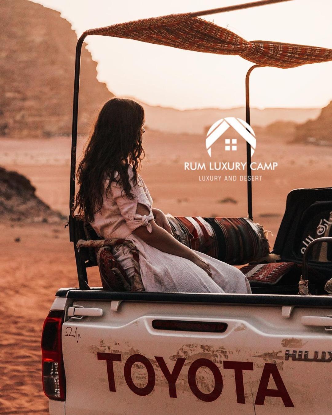 Rum Luxury Camp Wadi Rum Eksteriør billede
