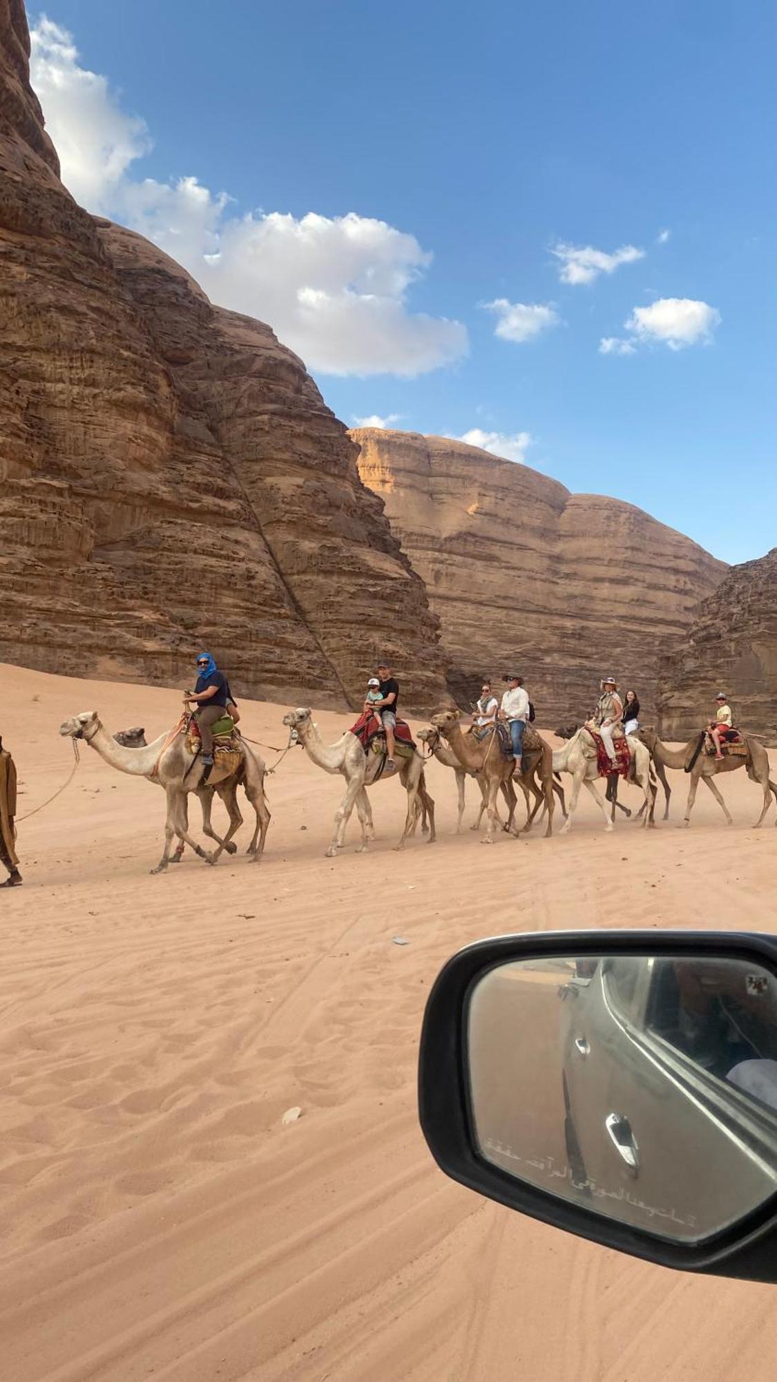 Rum Luxury Camp Wadi Rum Eksteriør billede