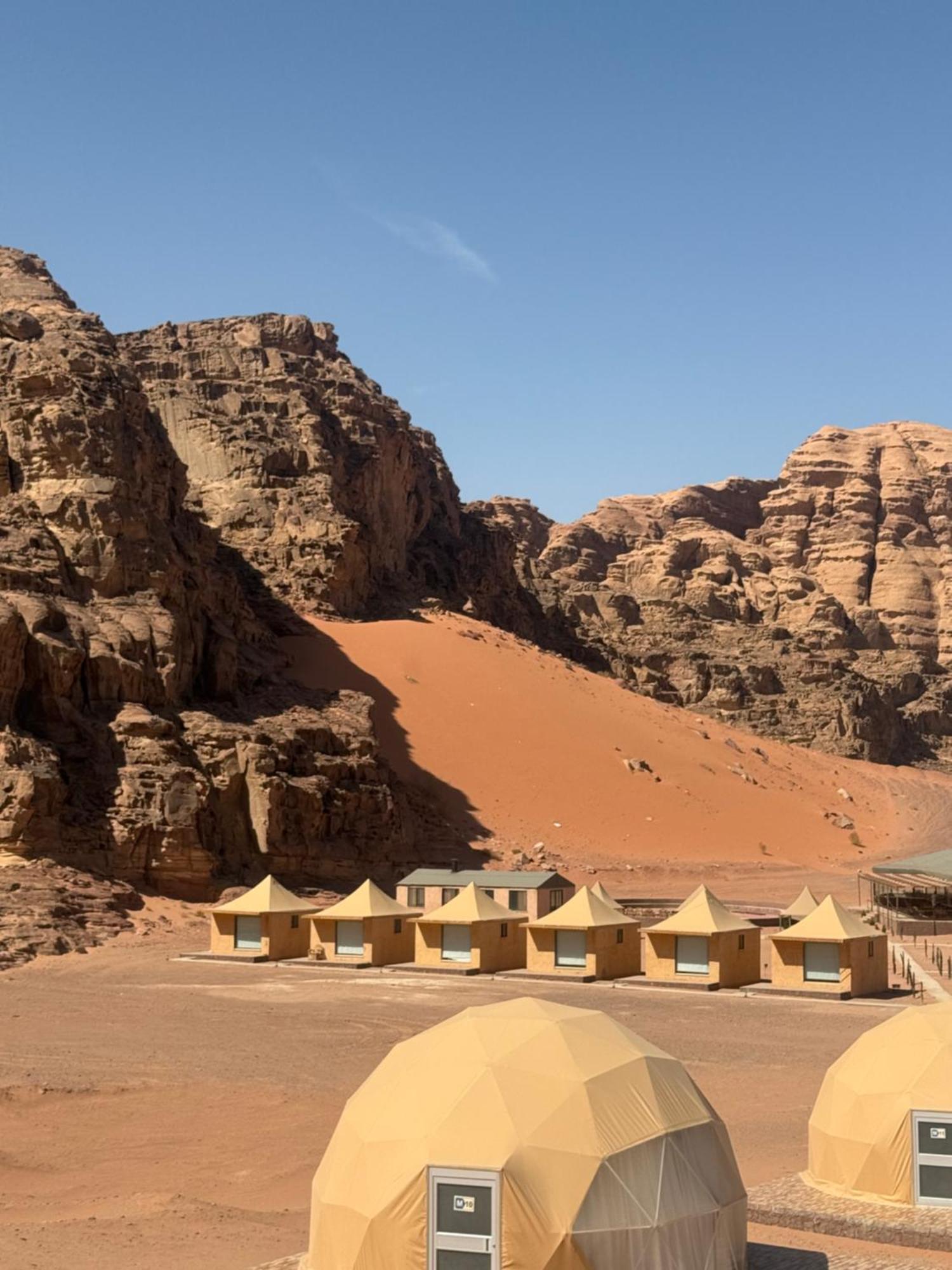 Rum Luxury Camp Wadi Rum Eksteriør billede